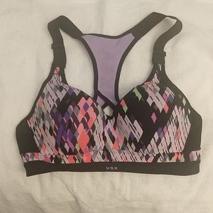 VSx sports bra 32C
